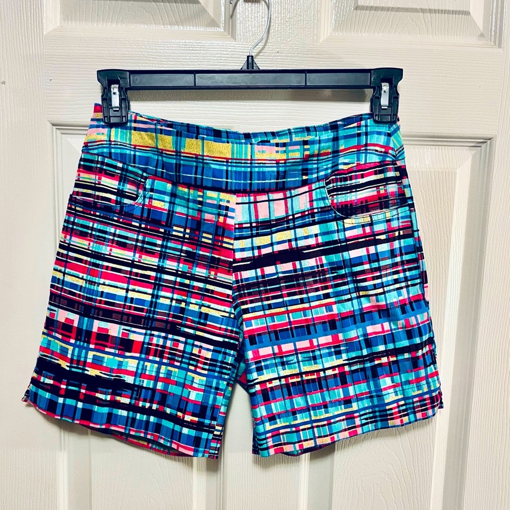 EUC Women's Zac & Rachel Stretchy Bermuda Shorts ~ Size 6